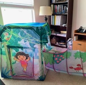 Dora the explorer playhut